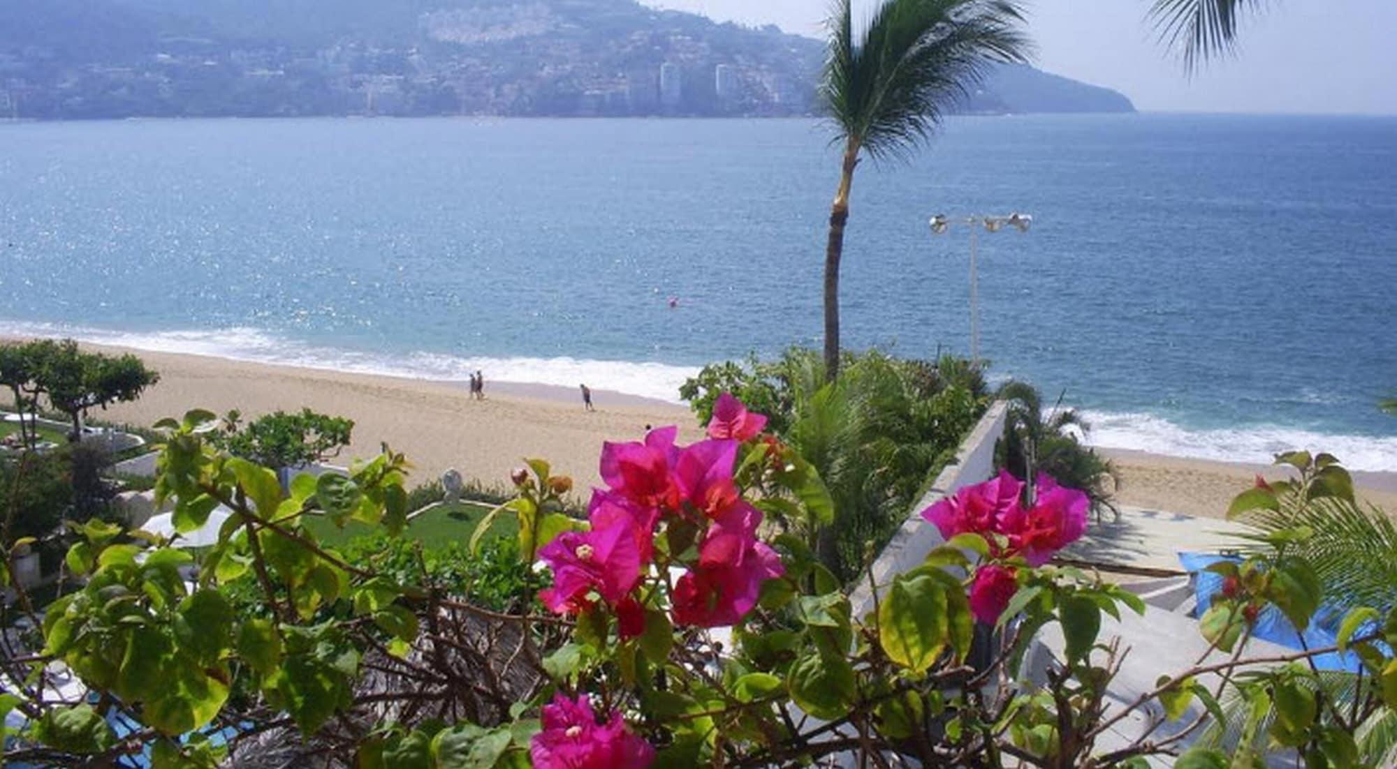 Hotel Acapulco Malibu Extérieur photo
